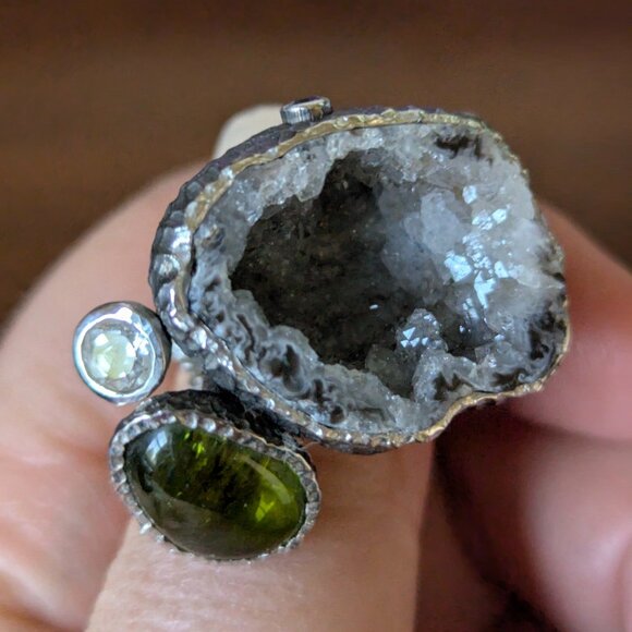 RING Druzy Peridot Topaz Garnet - WOW a perfect piece to start conversation!
